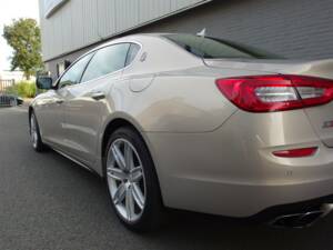 Image 32/98 of Maserati Quattroporte GTS (2015)