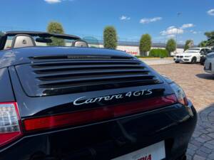 Bild 6/27 von Porsche 911 Carrera 4 GTS (2011)