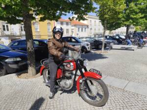 Image 13/51 of BSA B 44 (1966)