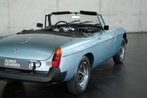 Image 22/50 of MG MGB (1976)