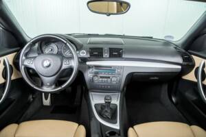 Immagine 7/50 di BMW 120i (2012)