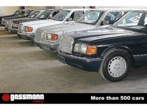 Afbeelding 14/15 van Mercedes-Benz 560 SEL (1990)