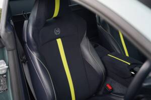 Bild 17/50 von Aston Martin V8 Vantage AMR (2020)