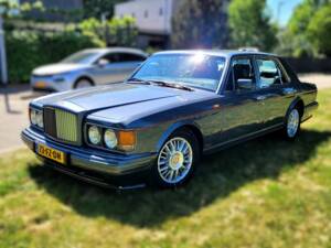 Image 6/8 of Bentley Turbo S (1995)