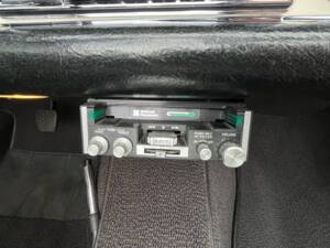 Image 51/100 of Mercedes-Benz 280 SL (1970)