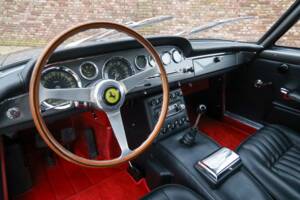 Image 26/50 of Ferrari 250 GT/E (1962)