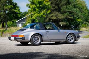 Image 11/44 de Porsche 911 Carrera 3.2 &quot;#250.000 911&quot; (1988)