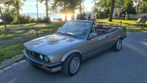 Image 2/18 of BMW 325i (1987)