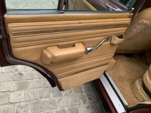 Imagen 11/14 de Jeep Grand Wagoneer (1988)