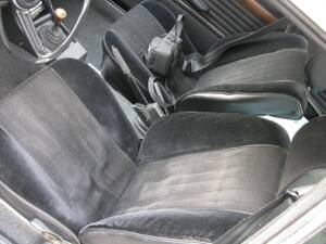 Image 30/55 de BMW 2002 (1975)