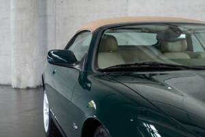 Bild 22/50 von Jaguar XK8 4.0 (2002)