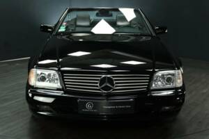 Bild 4/30 von Mercedes-Benz SL 500 (1998)