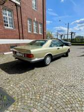 Bild 52/65 von Mercedes-Benz 380 SEC (1983)