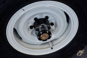 Image 15/21 de Toyota Land Cruiser FJ 40 (1981)
