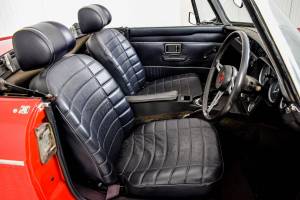 Image 5/50 de MG MGB (1973)