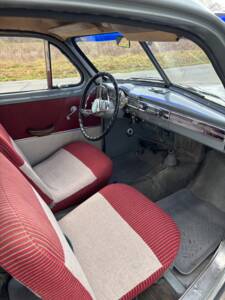 Image 9/133 of Volvo PV 444 (1954)