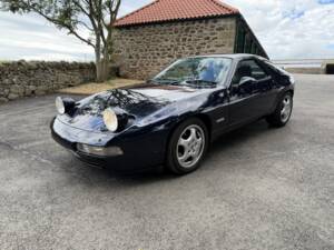 Image 16/43 of Porsche 928 GTS (1994)