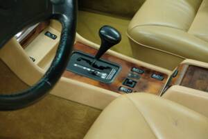 Bild 33/50 von Mercedes-Benz 420 SEL (1990)