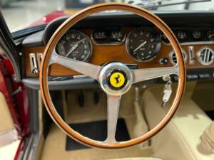 Image 12/50 of Ferrari 330 GT 2+2 (1965)