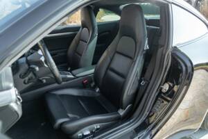 Bild 29/50 von Porsche 911 Carrera 4S (2015)