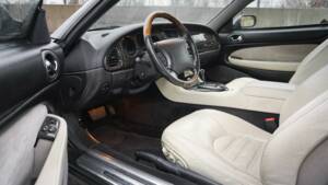 Immagine 15/38 di Jaguar XK8 4.0 (1996)