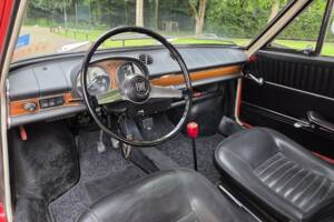 Immagine 2/8 di FIAT 850 Coupe (1965)
