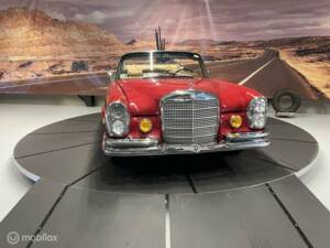 Image 40/40 of Mercedes-Benz 280 SE (1969)