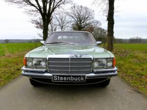 Mercedes-Benz 350 SE Limousine (W 116) silberdistel metallic 1977
