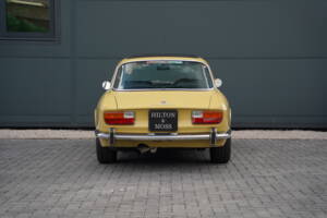 Bild 8/50 von Alfa Romeo 2000 GT Veloce (1975)