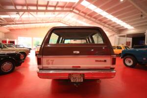 Bild 15/17 von GMC Suburban Sierra (1979)