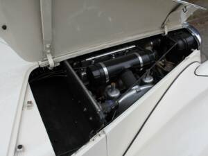 Bild 17/18 von Riley 2.5 Litre RMC (1951)