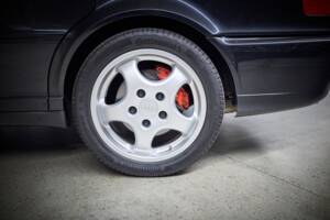 Image 63/99 of Audi RS2 Avant (1994)