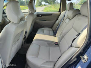 Afbeelding 19/28 van Volvo V 70 2.4 (2000)