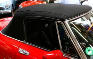 Bild 24/25 von Alfa Romeo 2.0 Spider (1993)