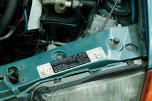 Bild 14/50 von Mercedes-Benz 380 SEC (1983)