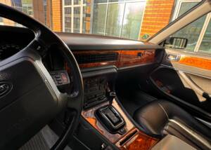 Image 17/29 de Daimler Double Six (1993)