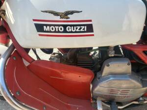 Afbeelding 10/15 van Moto Guzzi DUMMY (1972)