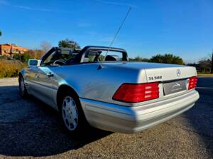 Bild 8/38 von Mercedes-Benz SL 500 (1998)