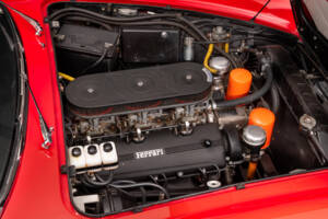 Image 23/28 of Ferrari 275 GTS (1965)