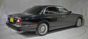 Image 10/50 of Jaguar XJ 8 4.2 (2006)