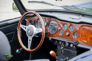Image 26/42 of Triumph TR 6 PI (1972)