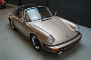 Immagine 23/50 di Porsche 911 SC 3.0 (1982)