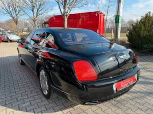 Bild 3/26 von Bentley Continental Flying Spur (2007)