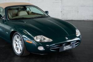 Bild 25/50 von Jaguar XK8 4.0 (2002)