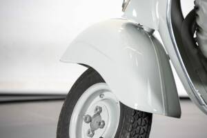 Immagine 22/50 di Piaggio Vespa 125 (1959)