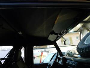 Bild 9/15 von Land Rover Defender 90 Heritage (2006)