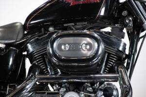 Imagen 29/50 de Harley-Davidson XL 1200 C Sportster Custom (1997)