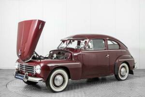 Image 37/50 of Volvo PV 444 (1953)