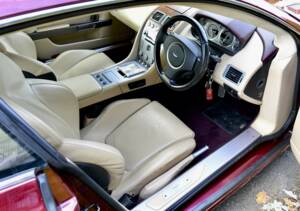 Bild 40/50 von Aston Martin DB 9 (2005)