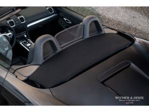 Image 34/36 of Porsche Boxster (2015)